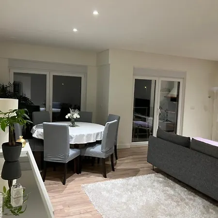 Modern Twin With A Balcony Kwatera prywatna *