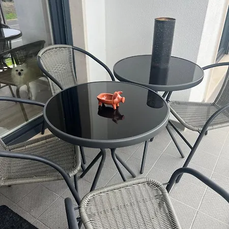 Modern Twin With A Balcony Kwatera prywatna