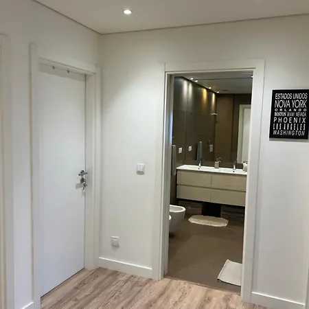 Modern Twin With A Balcony Kwatera prywatna Montijo